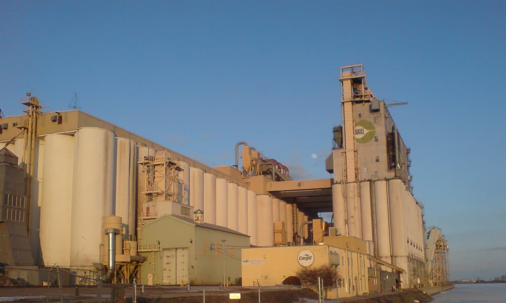 Cargill grain elevator - Panoramio